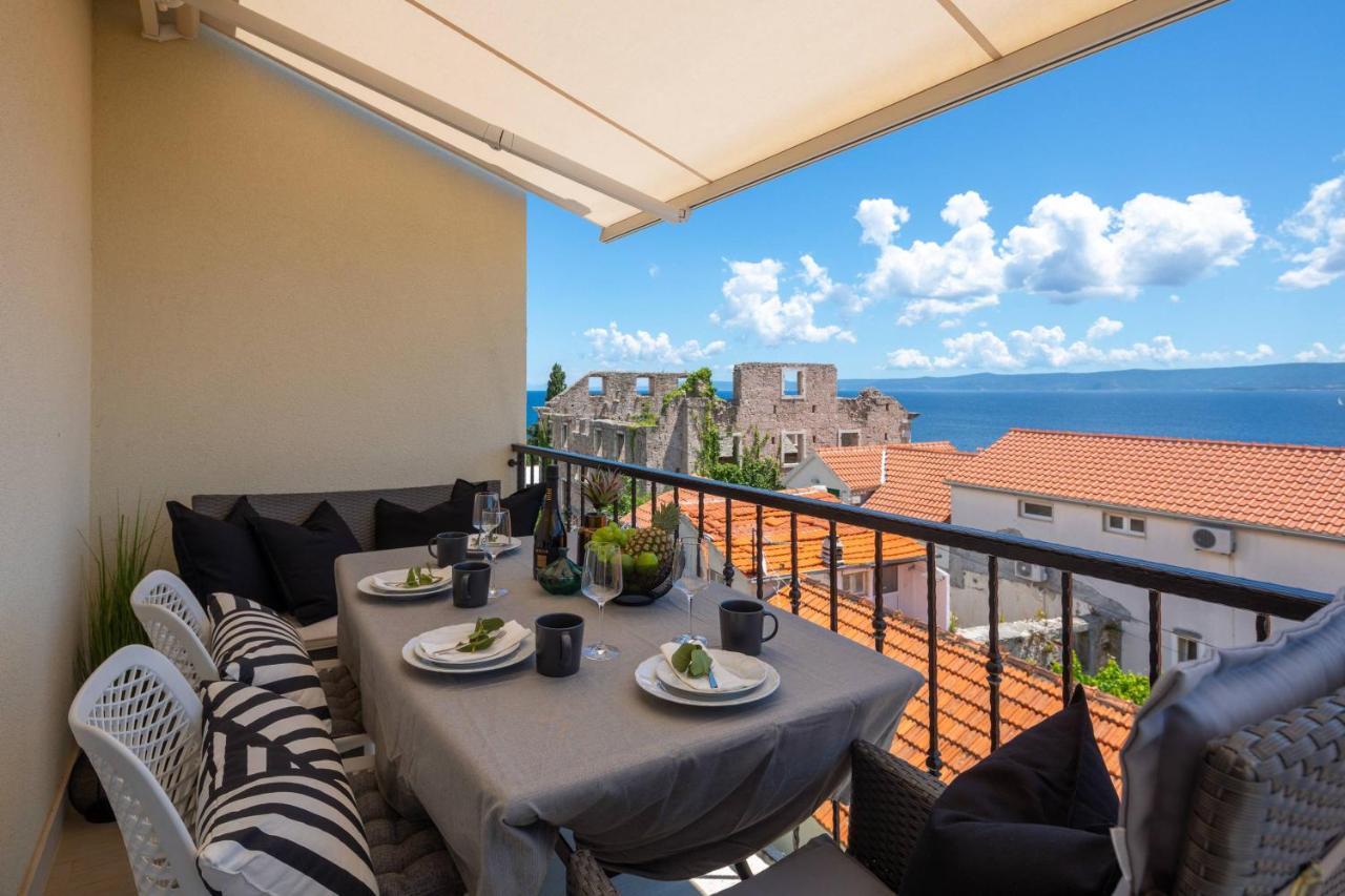 Apartments Valentina Bol Eksteriør billede